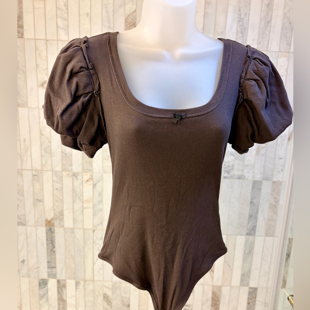 Free People Downtime Puff-Sleeve Scoop Neck Bodysuit in Washed Black